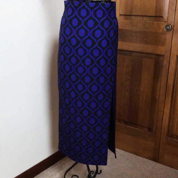 Zara Dresses & Skirts - COPY - Zara pencil skirt with slit, new, size XS